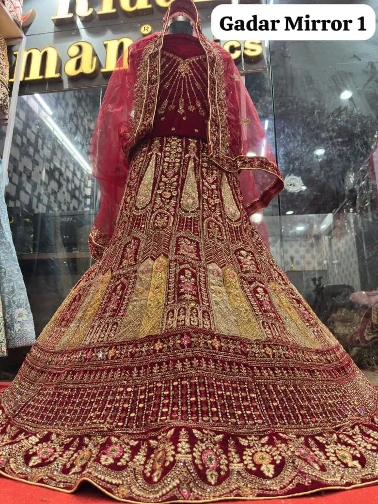 MIROR LEHENGA