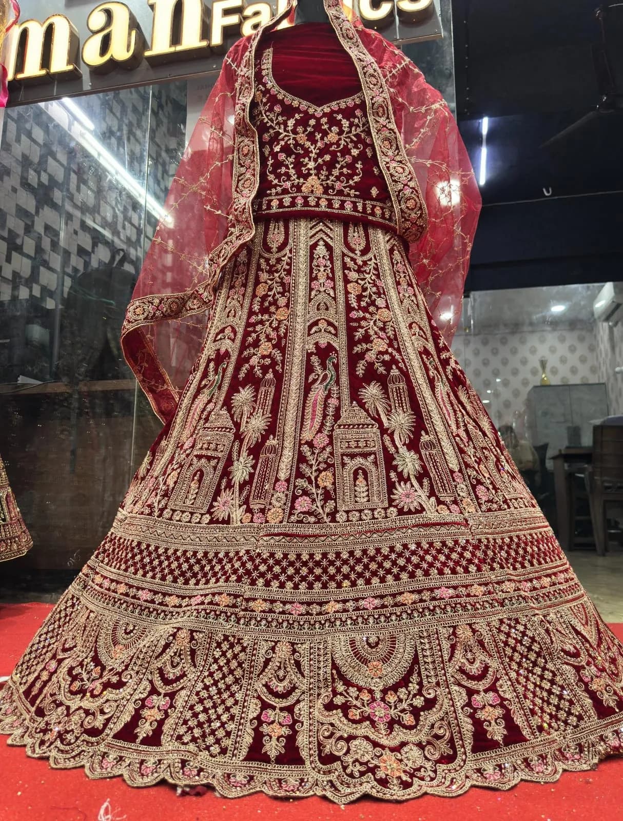 DULHAN LEHENGA