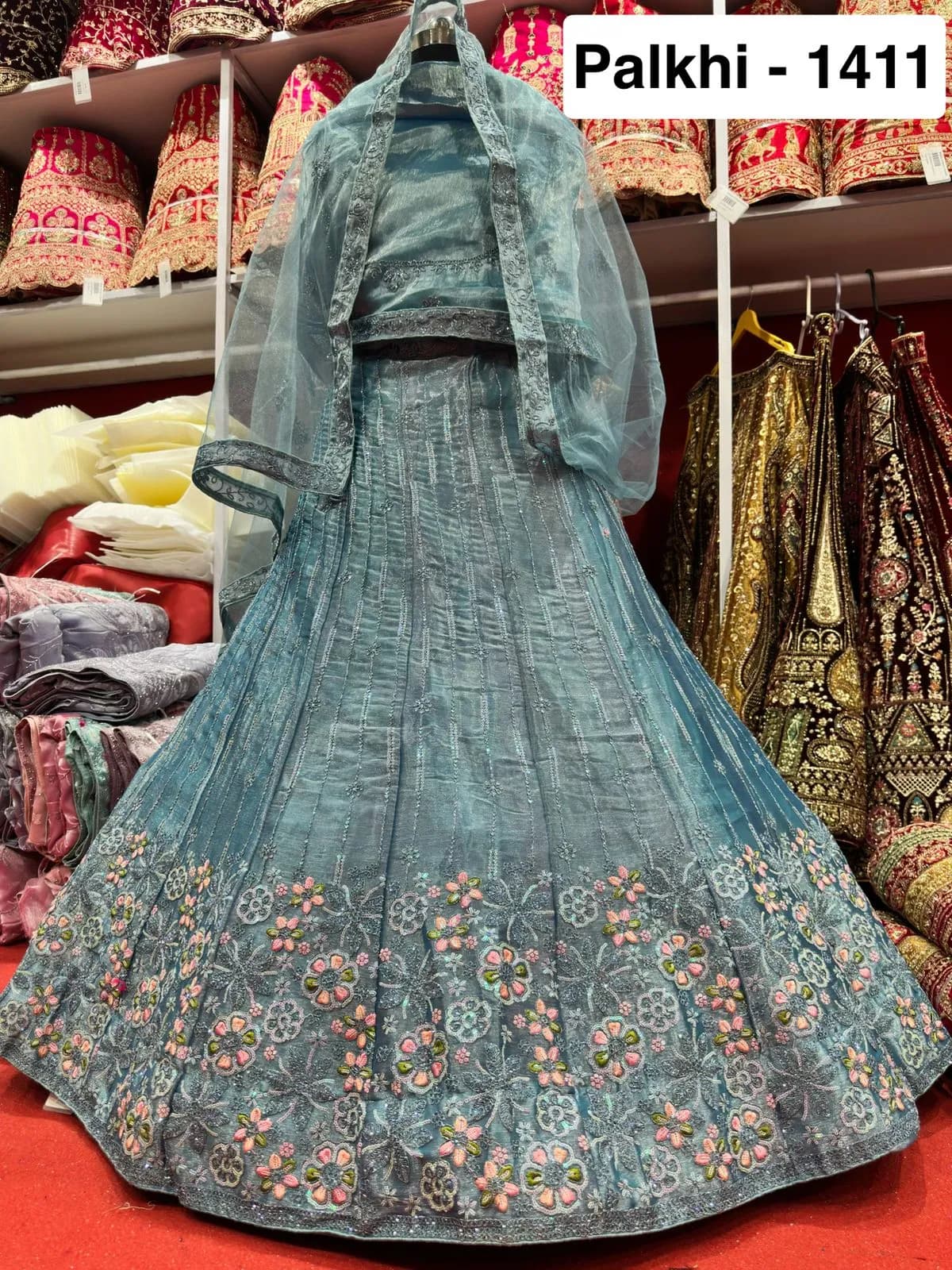 PALKHI LEHENGA