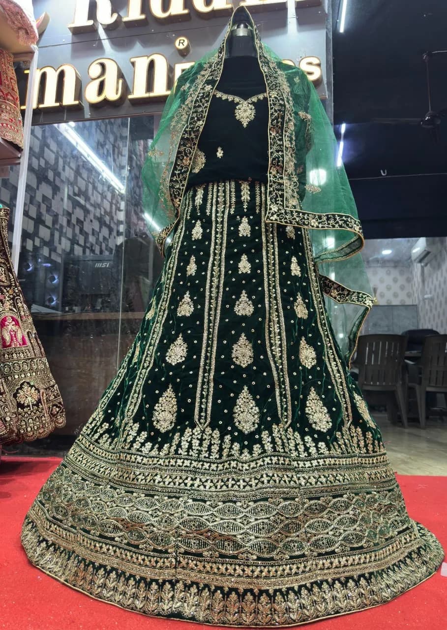 F LEHENGA